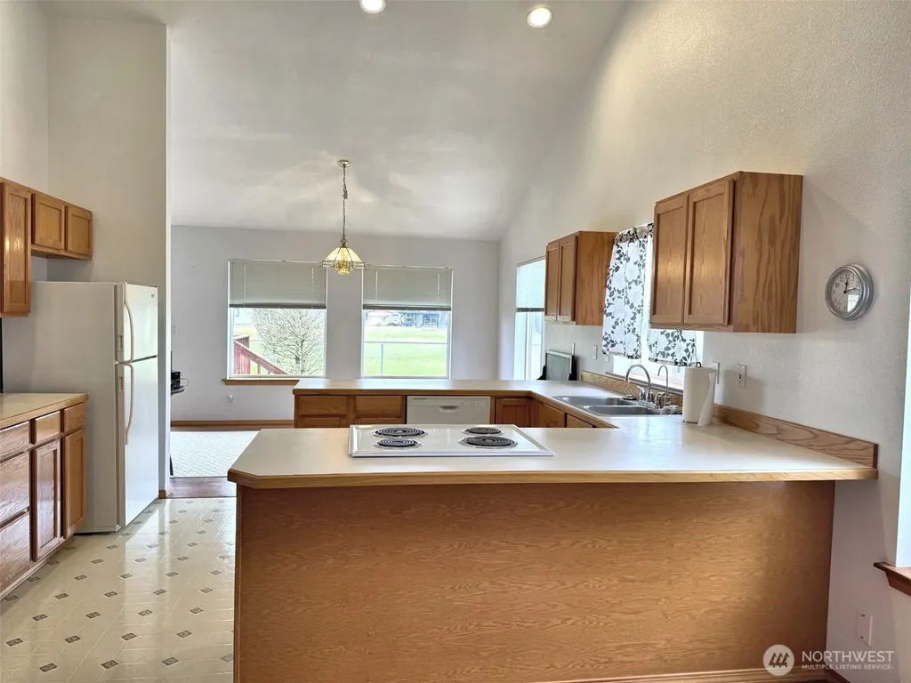 567 Puffin Avenue NE Ocean Shores WA 98569