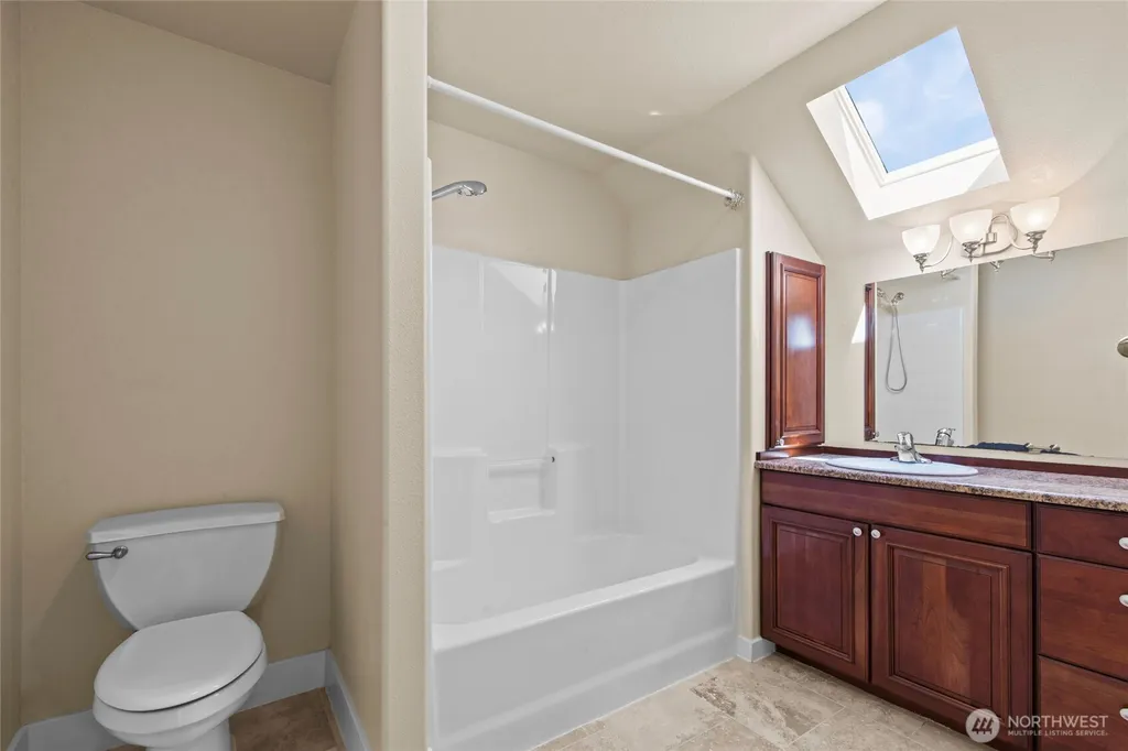 109 Shorey View Lane Chehalis WA 98532