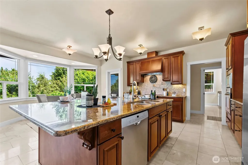 109 Shorey View Lane Chehalis WA 98532