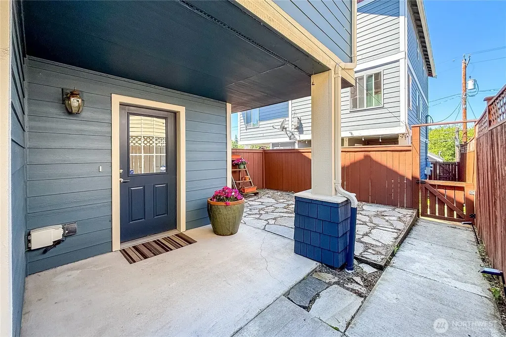 4851 Delridge Way SW Seattle WA 98106