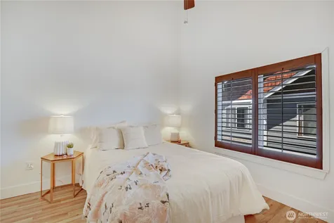 4851 Delridge Way SW Seattle WA 98106