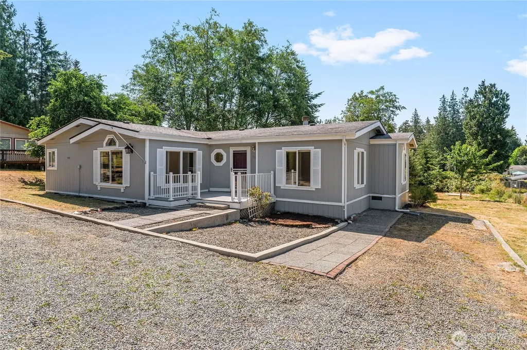 12591 NE Douglas Drive Kingston WA 98346