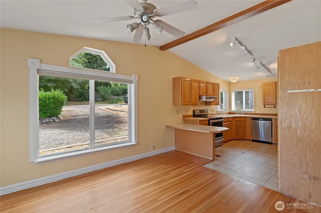 12591 NE Douglas Drive Kingston WA 98346