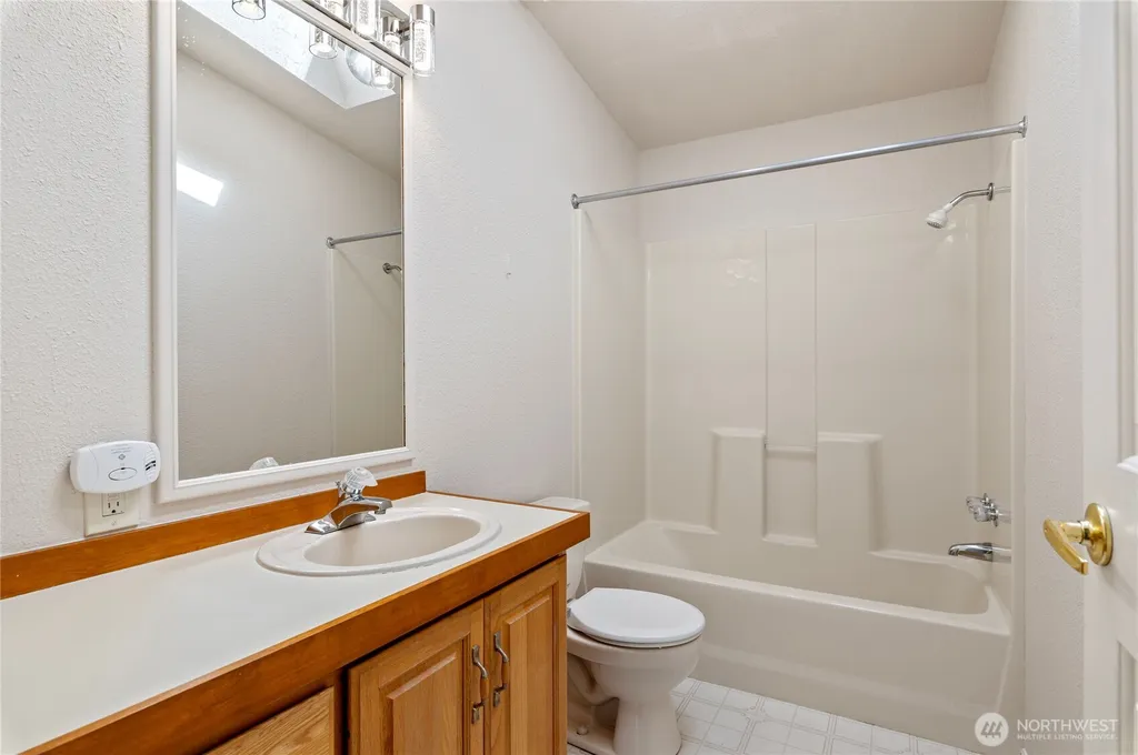 12591 NE Douglas Drive Kingston WA 98346