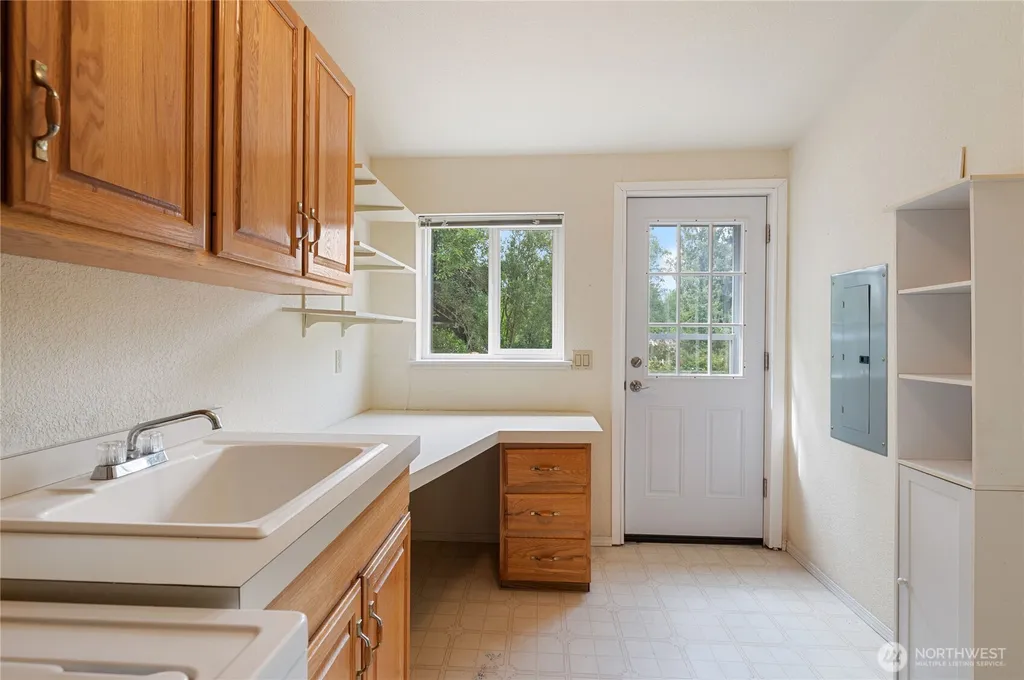 12591 NE Douglas Drive Kingston WA 98346