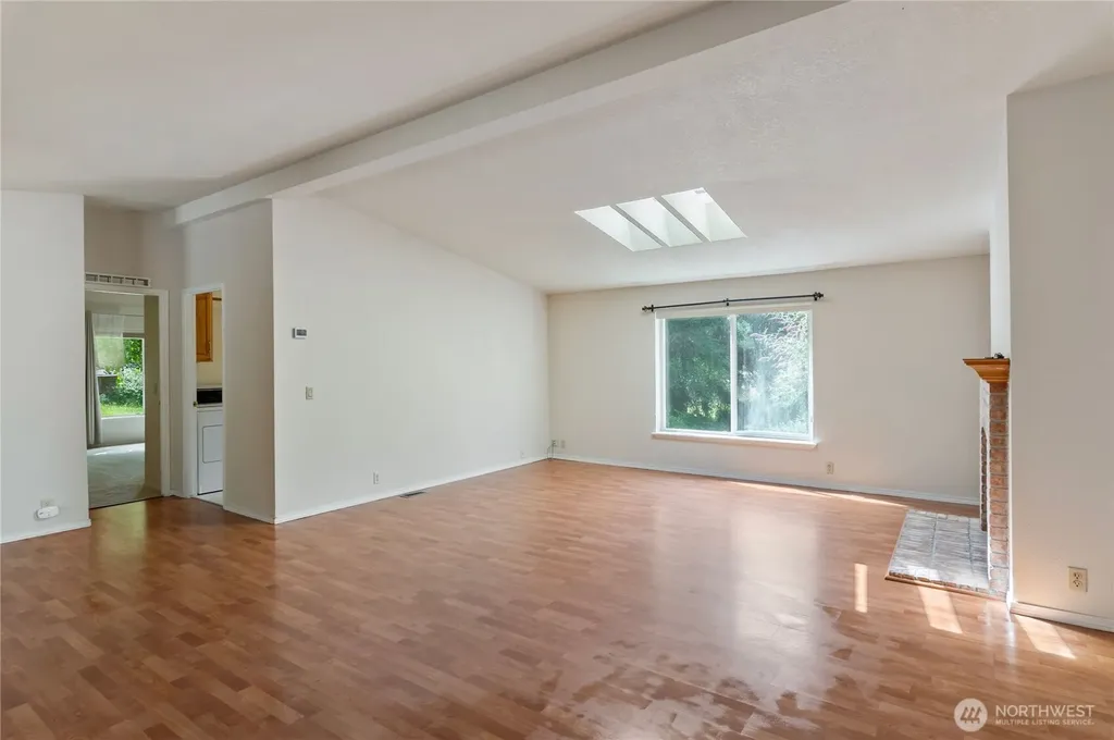 12591 NE Douglas Drive Kingston WA 98346