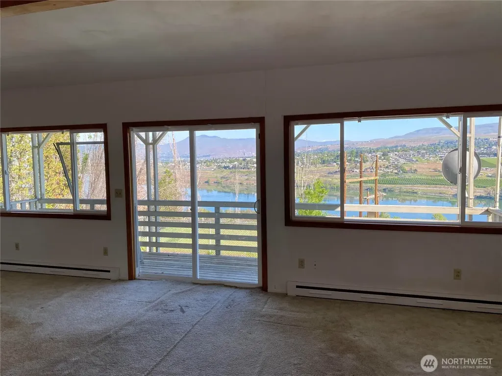 2423 Lower Hedges Road Wenatchee WA 98801