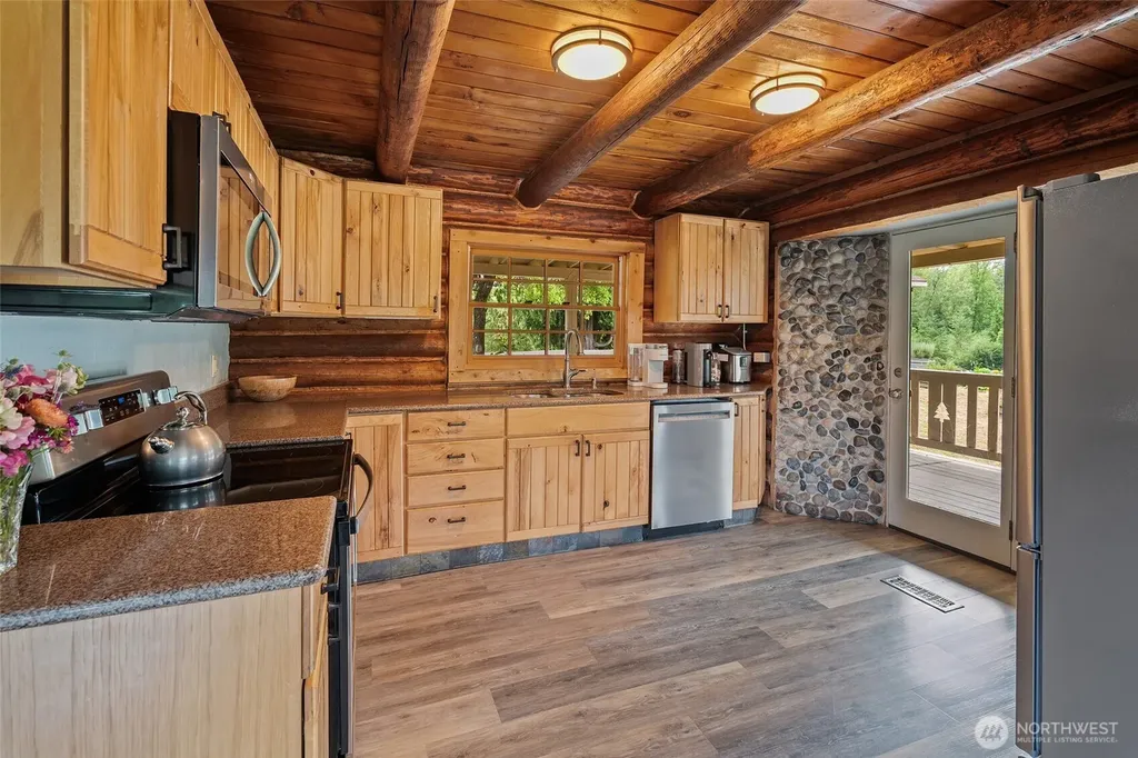 2918 158th Avenue SW Lakebay WA 98349