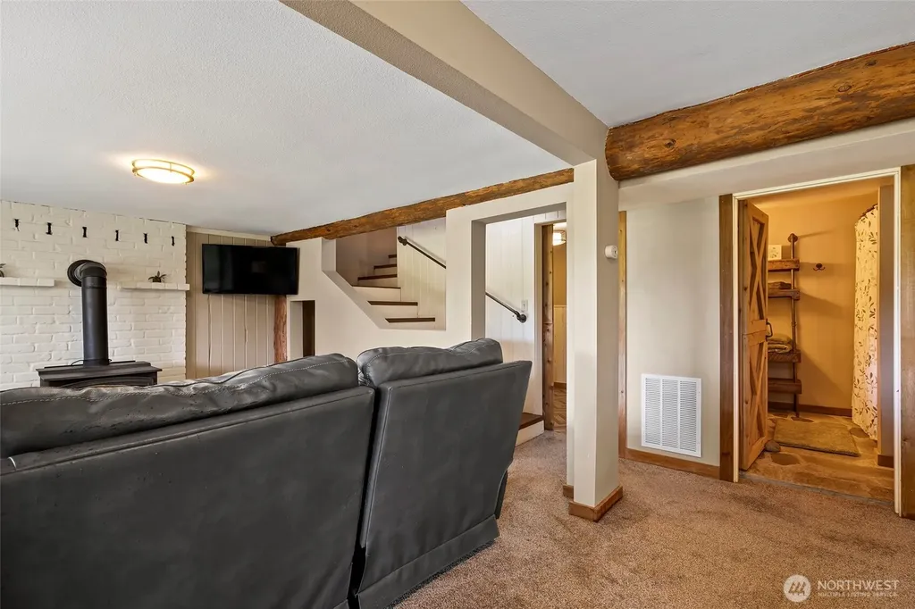 2918 158th Avenue SW Lakebay WA 98349