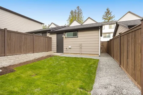 446 222nd Place SE Sammamish WA 98074