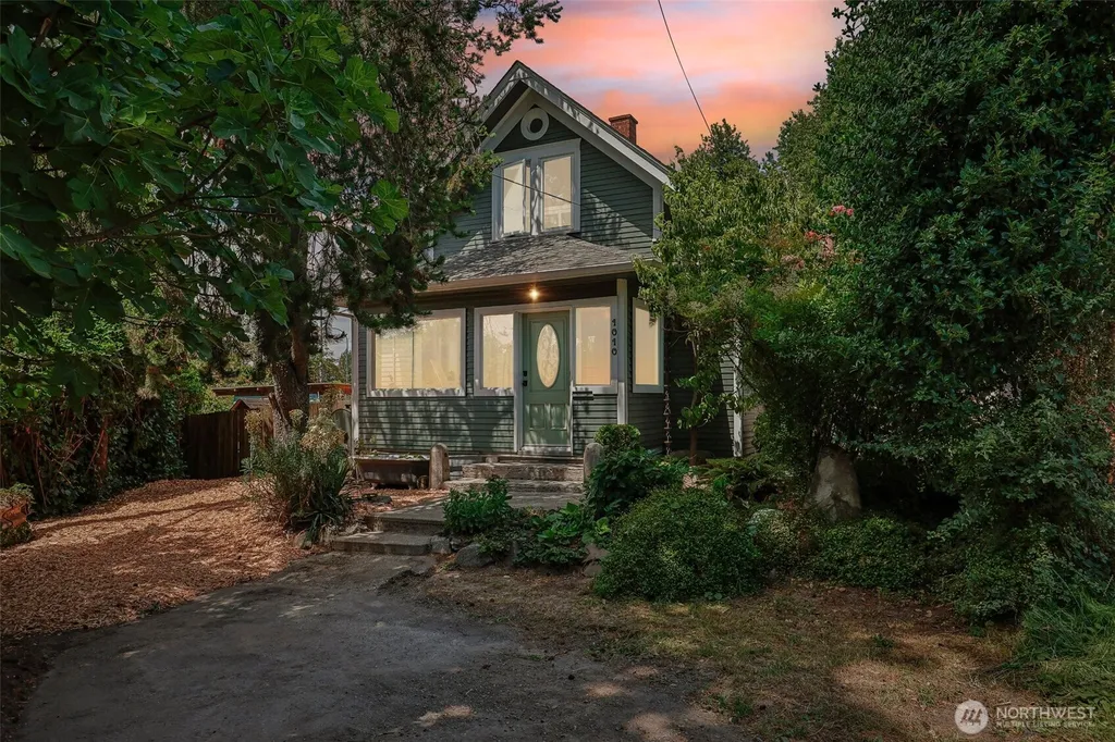1010 S Director Street Seattle WA 98108