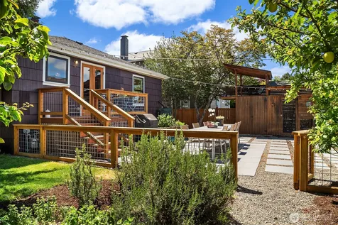 4858 S Orcas Street Seattle WA 98118