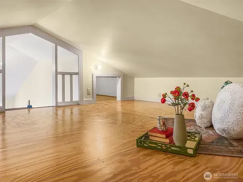 4858 S Orcas Street Seattle WA 98118