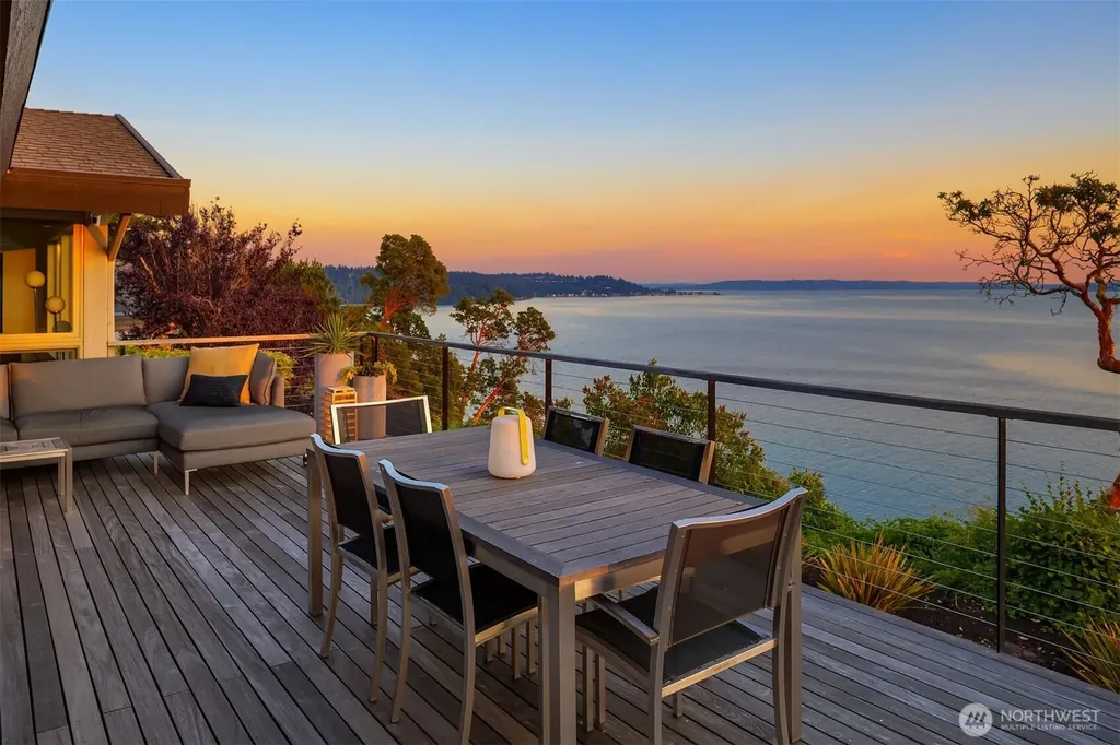 11469 Marine View Drive SW Seattle WA 98146