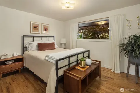 11469 Marine View Drive SW Seattle WA 98146