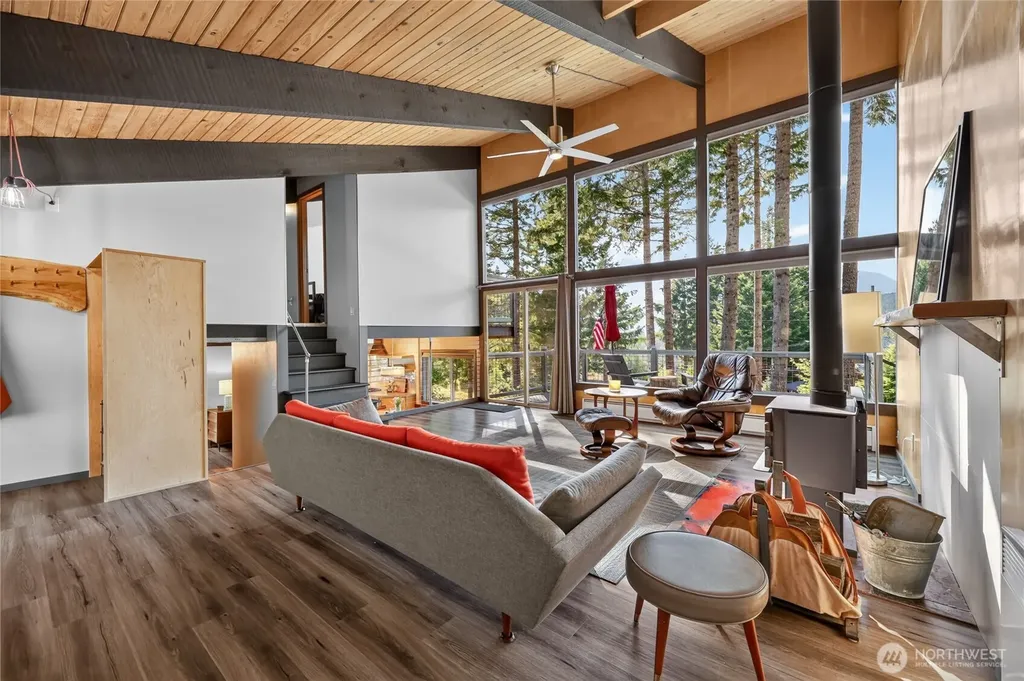 198 Alpine Drive Packwood WA 98361