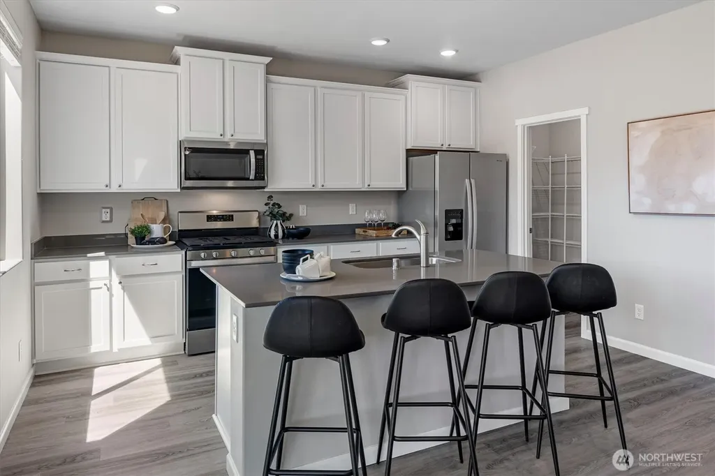 515 Clark Avenue Buckley WA 98321
