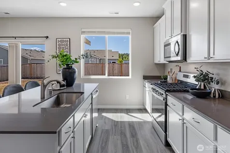 515 Clark Avenue Buckley WA 98321