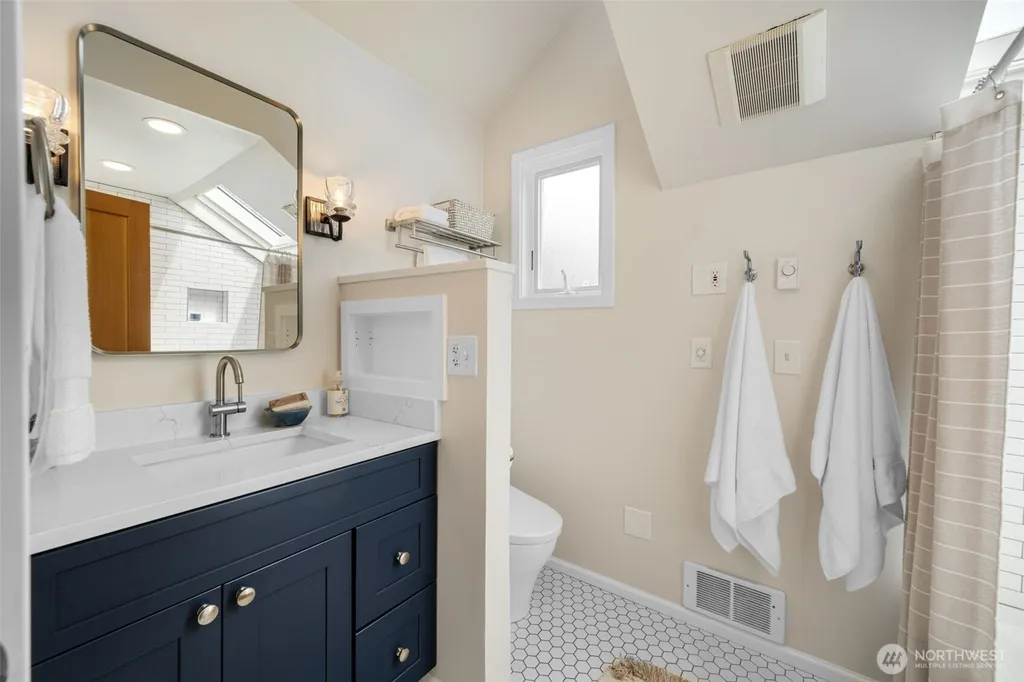 2235 Fairview Avenue E Seattle WA 98102