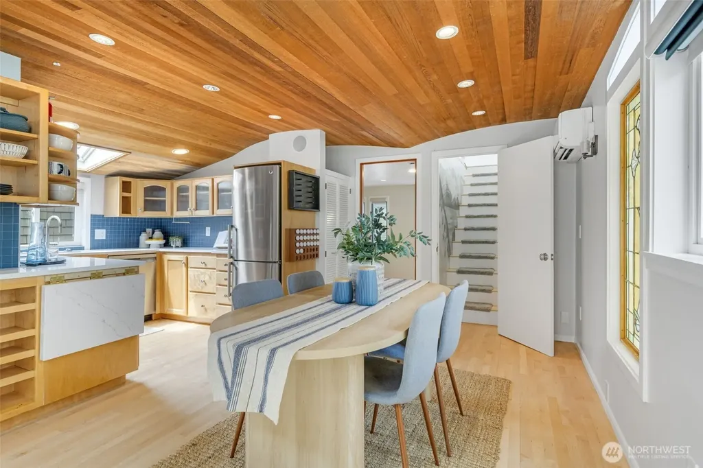 2235 Fairview Avenue E Seattle WA 98102