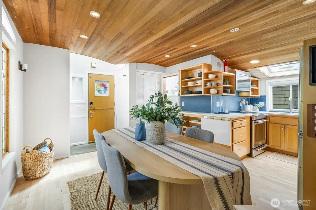 2235 Fairview Avenue E Seattle WA 98102