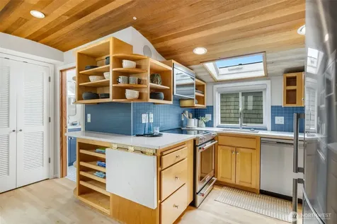 2235 Fairview Avenue E Seattle WA 98102