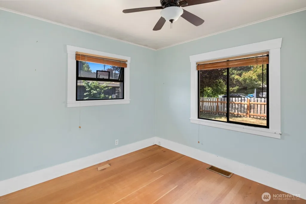 3410 37th Avenue SW Seattle WA 98126