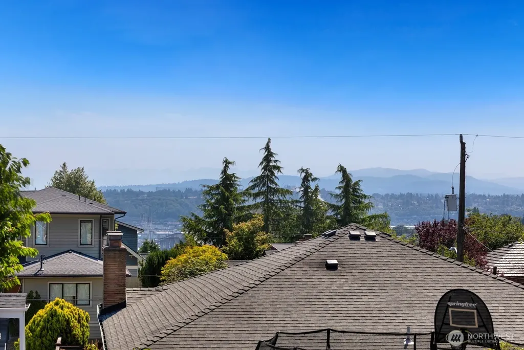 3410 37th Avenue SW Seattle WA 98126