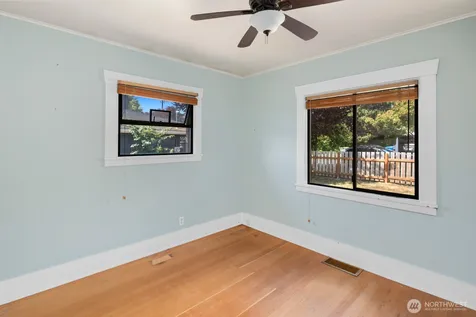 3410 37th Avenue SW Seattle WA 98126