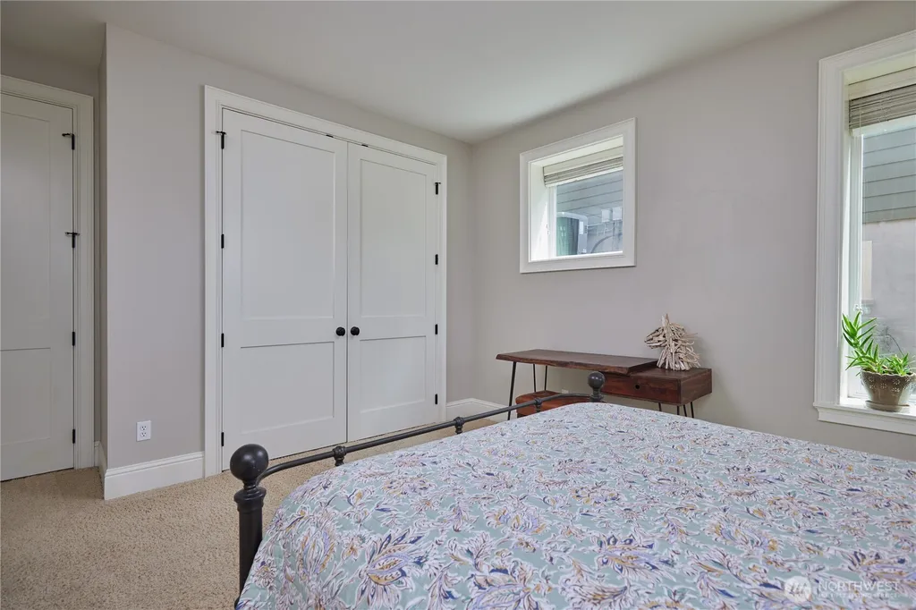 1016 SE Crestlane Drive College Place WA 99324
