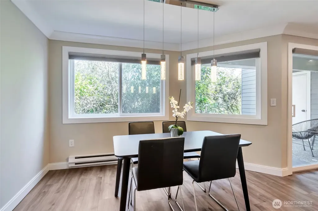 4183 W Lake Sammamish Parkway SE Bellevue WA 98008