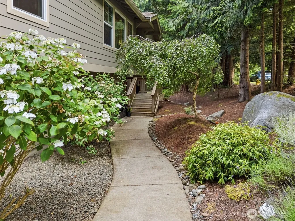 43 Goliah Lane Port Ludlow WA 98365