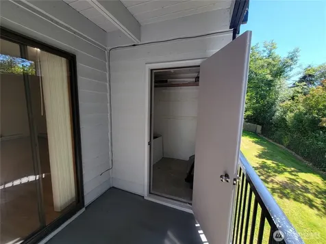 15416 40th Avenue W Lynnwood WA 98087