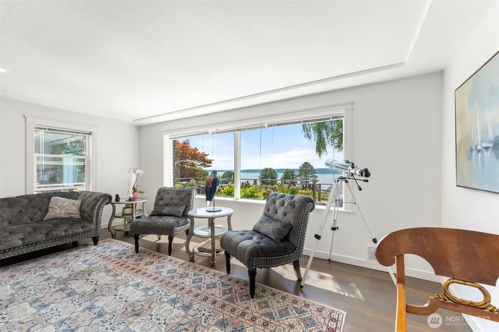 10825 Marine View Drive SW Seattle WA 98146