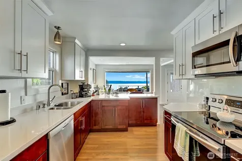 10825 Marine View Drive SW Seattle WA 98146