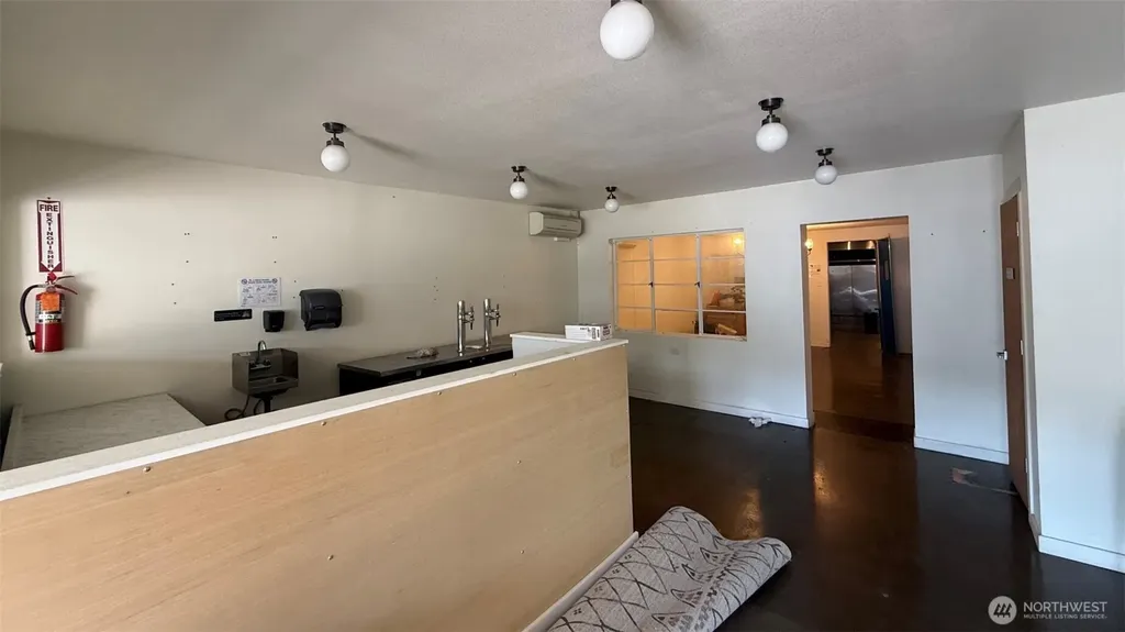 123 NW Front Avenue Castle Rock WA 98611