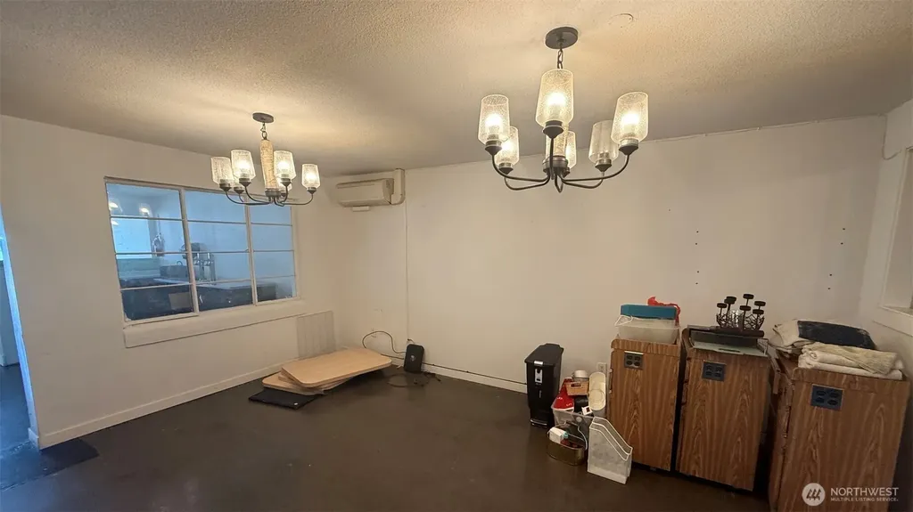 123 NW Front Avenue Castle Rock WA 98611