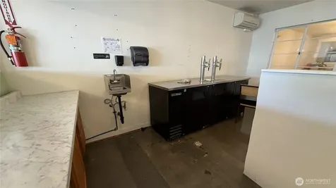 123 NW Front Avenue Castle Rock WA 98611