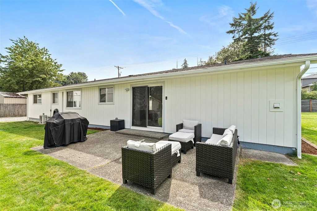 1407 58th Avenue NE Tacoma WA 98422