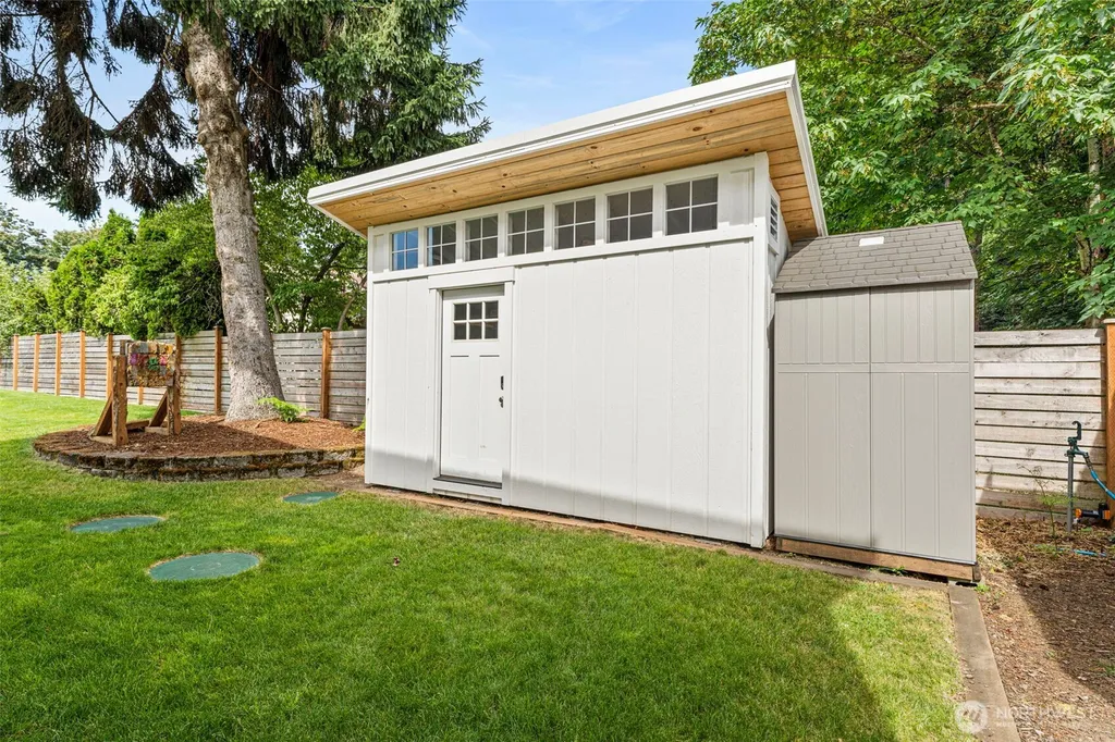 1407 58th Avenue NE Tacoma WA 98422