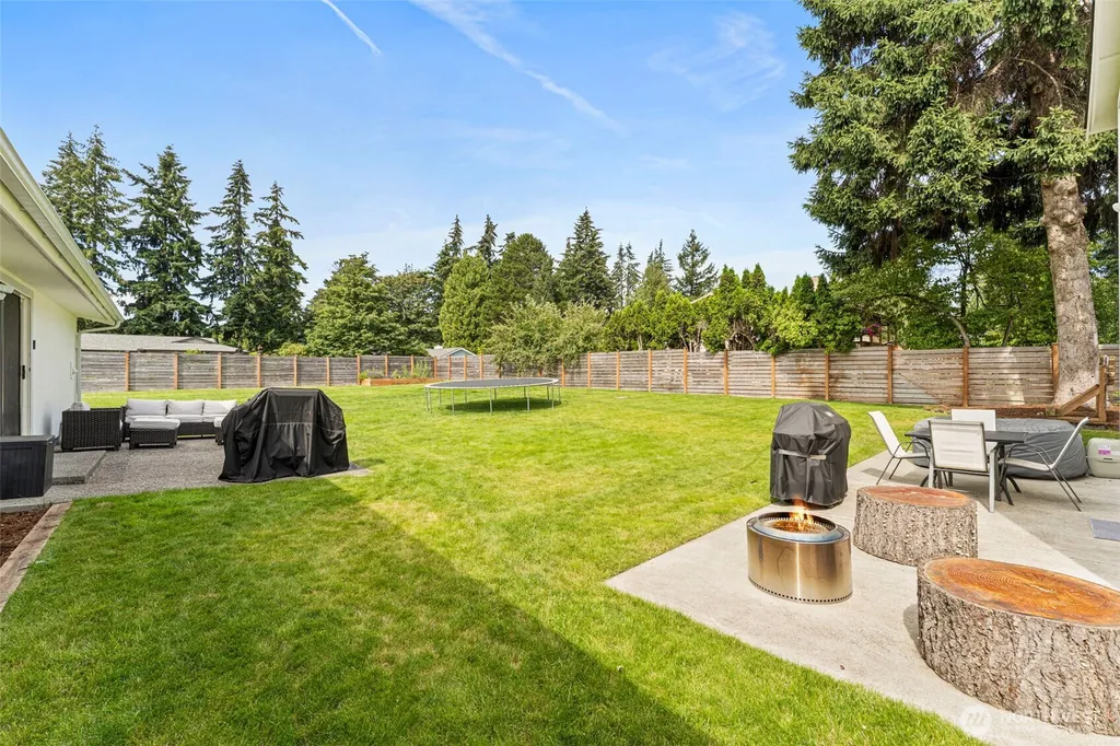 1407 58th Avenue NE Tacoma WA 98422