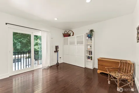 1407 58th Avenue NE Tacoma WA 98422