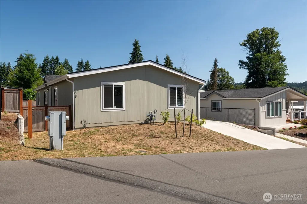 23708 Locust Way Bothell WA 98021