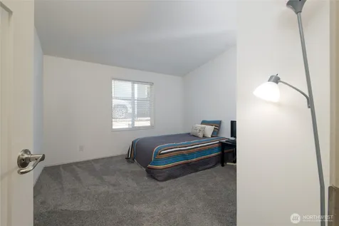 23708 Locust Way Bothell WA 98021