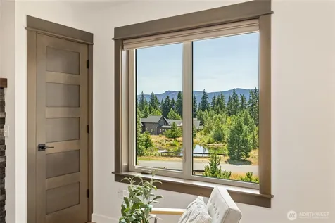 10 Wildflower Loop Cle Elum WA 98922