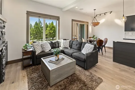 10 Wildflower Loop Cle Elum WA 98922