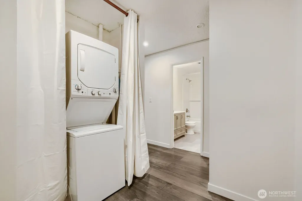 7924 212th Street SW Edmonds WA 98026