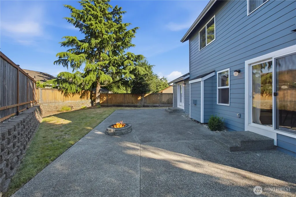 12923 170th Street Ct E Puyallup WA 98374