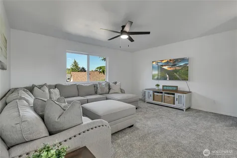 12923 170th Street Ct E Puyallup WA 98374