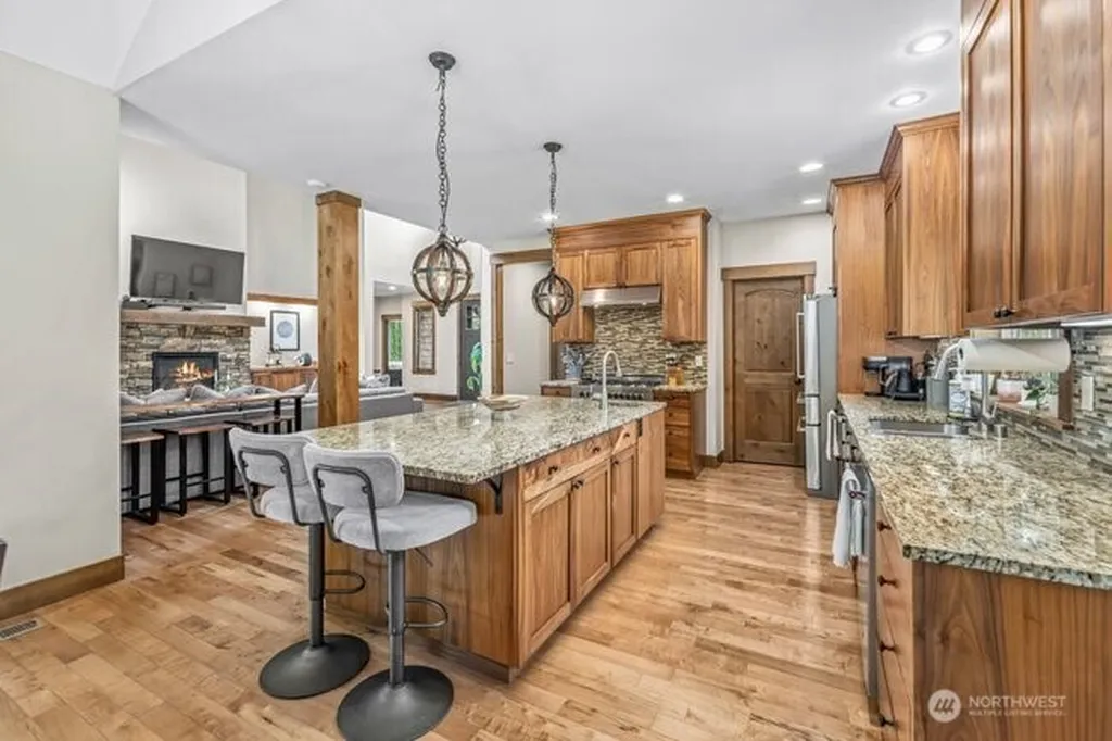 4220 121st Drive NE Lake Stevens WA 98258